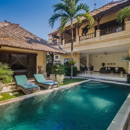 Villa Krisna Seminyak Esterno foto