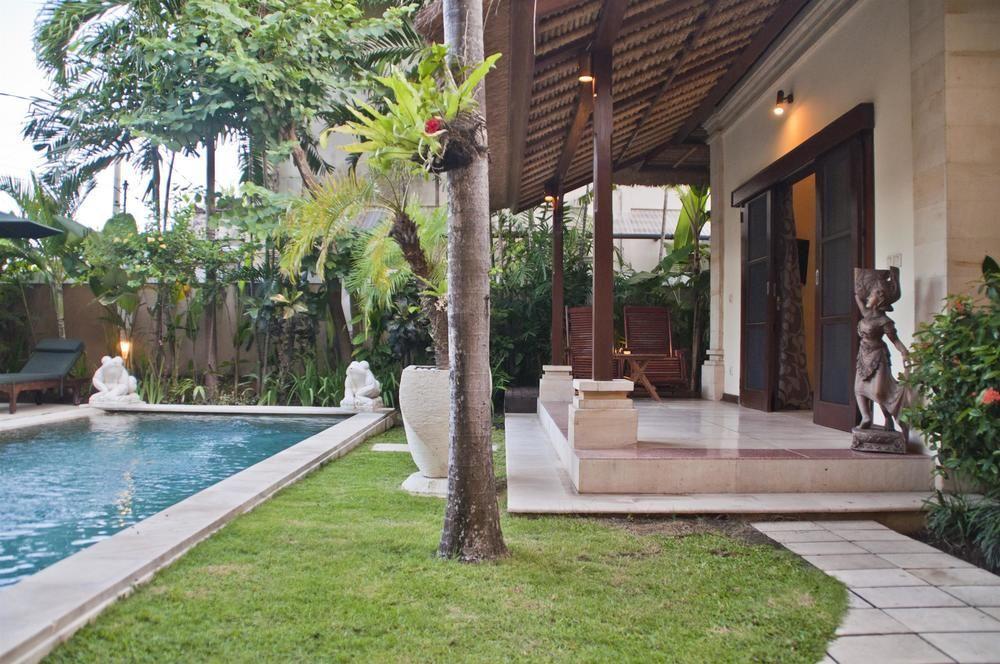 Villa Krisna Seminyak Esterno foto