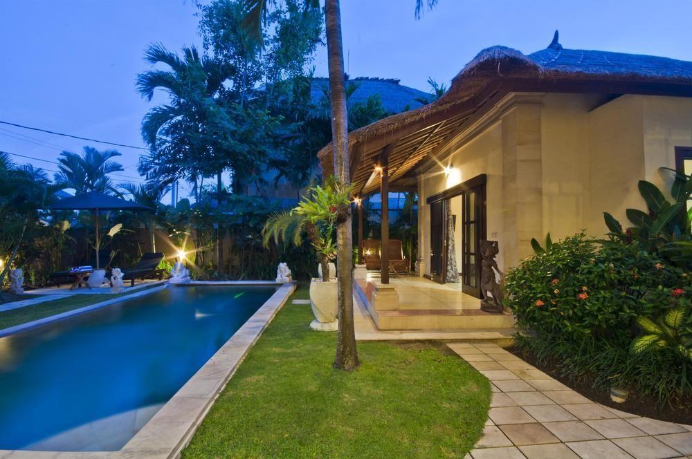 Villa Krisna Seminyak Esterno foto