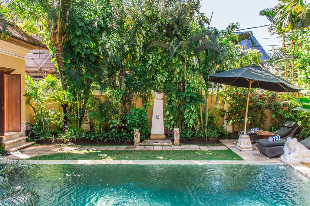 Villa Krisna Seminyak Esterno foto