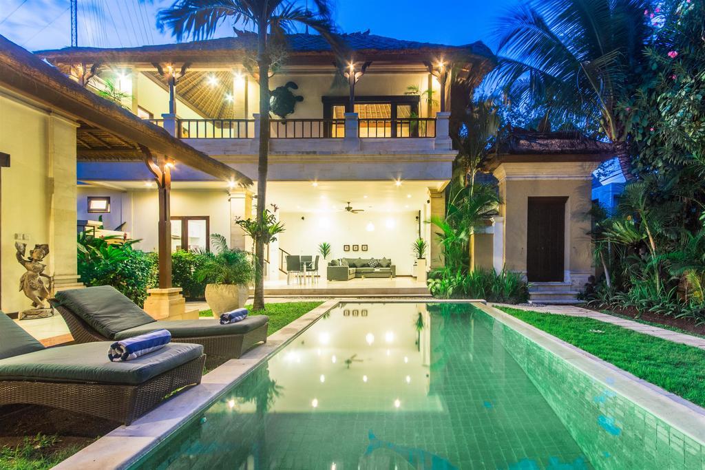 Villa Krisna Seminyak Esterno foto