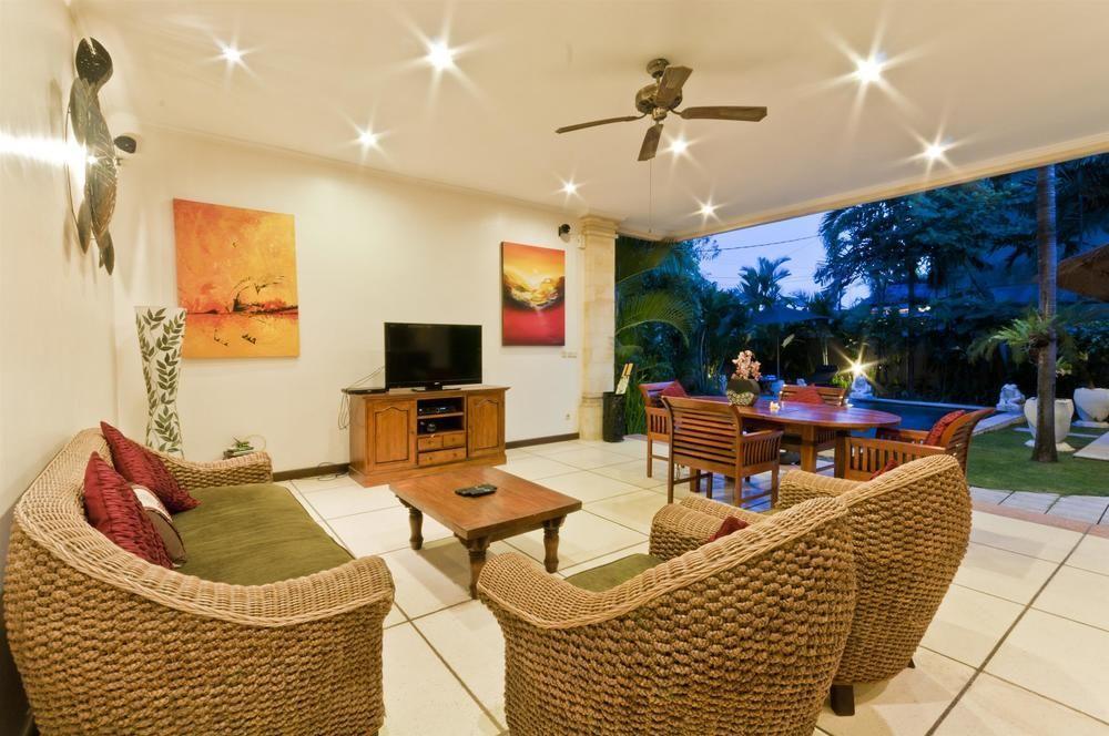 Villa Krisna Seminyak Esterno foto