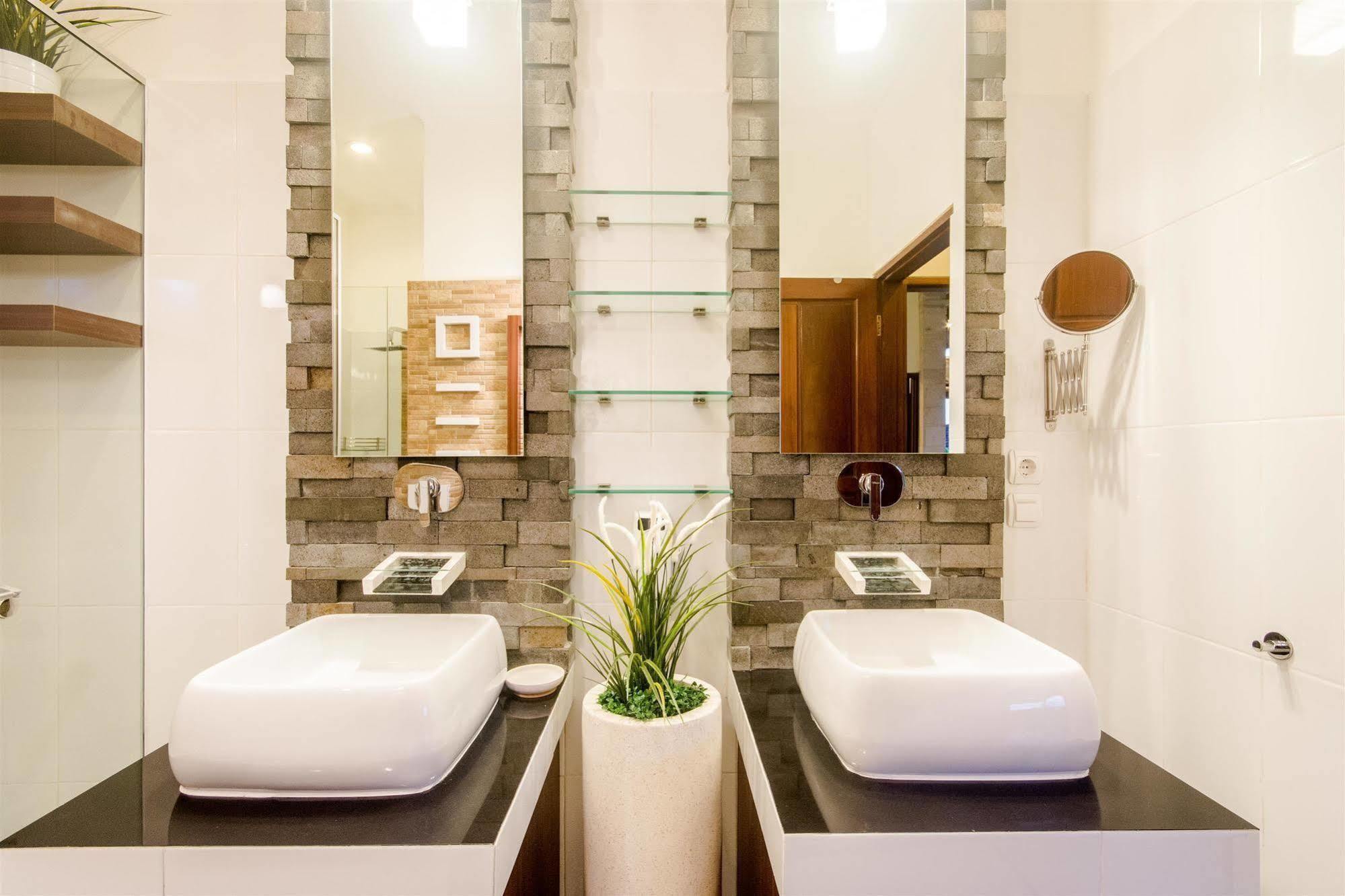 Villa Krisna Seminyak Esterno foto