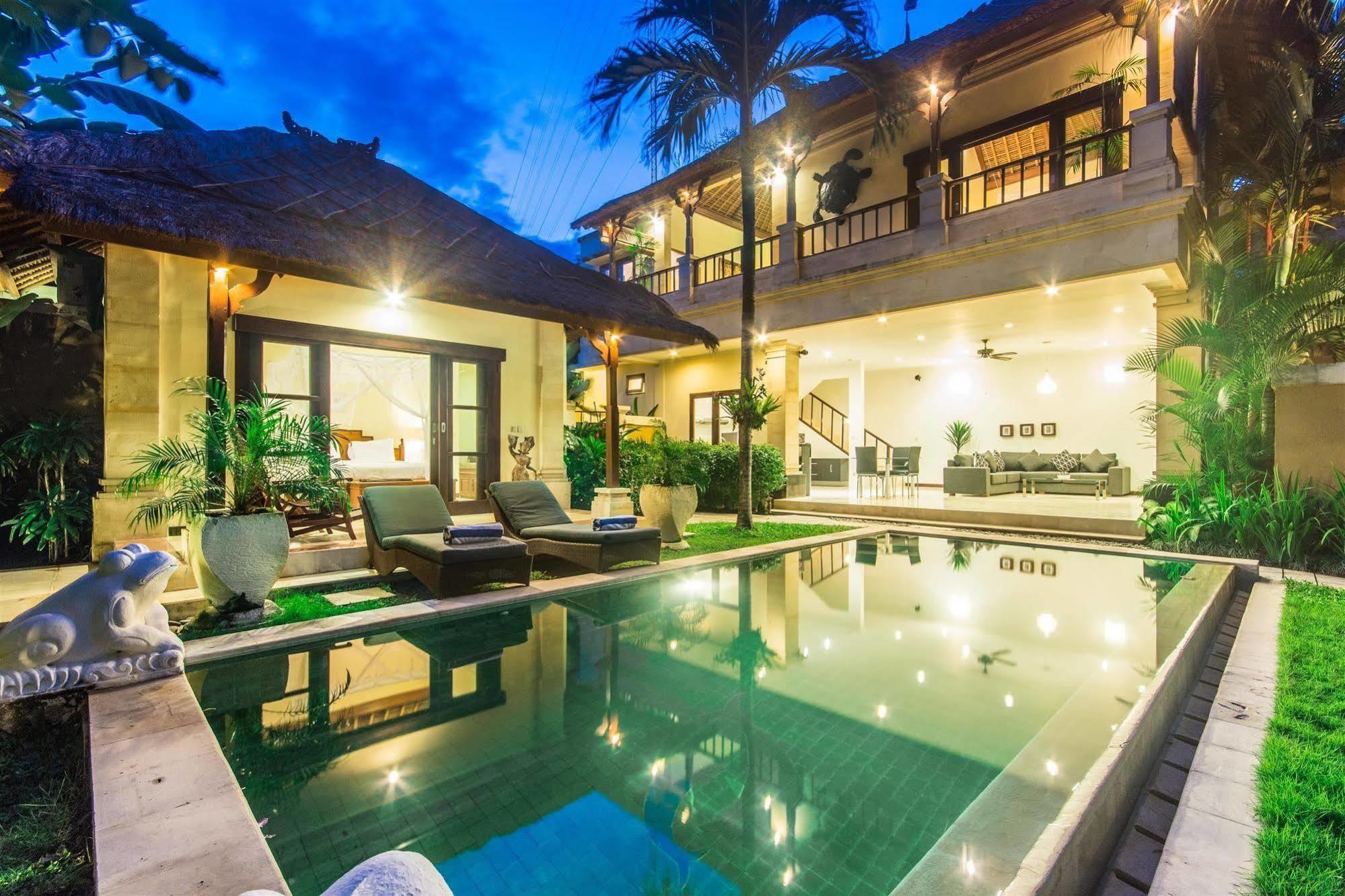 Villa Krisna Seminyak Esterno foto
