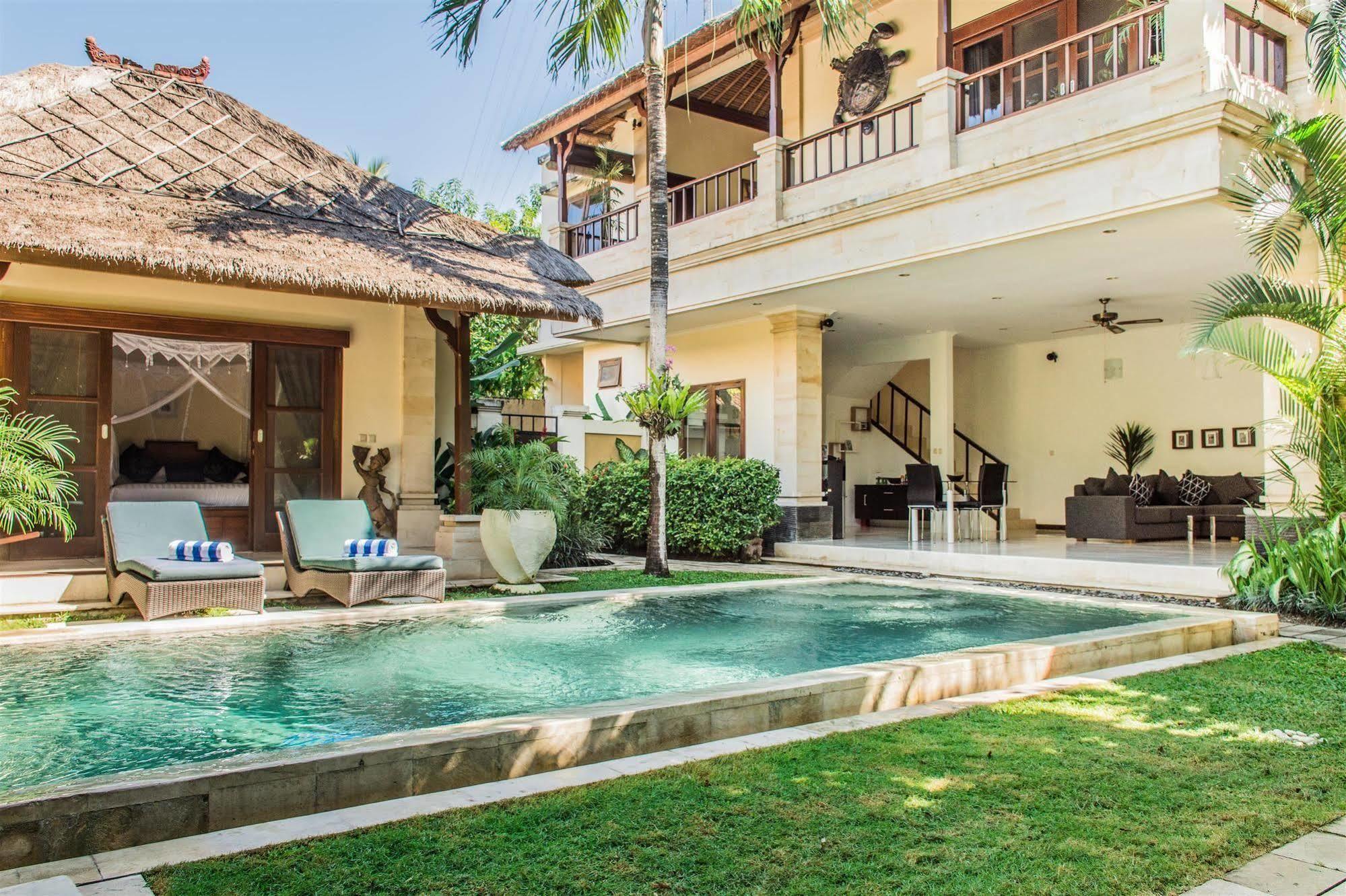 Villa Krisna Seminyak Esterno foto