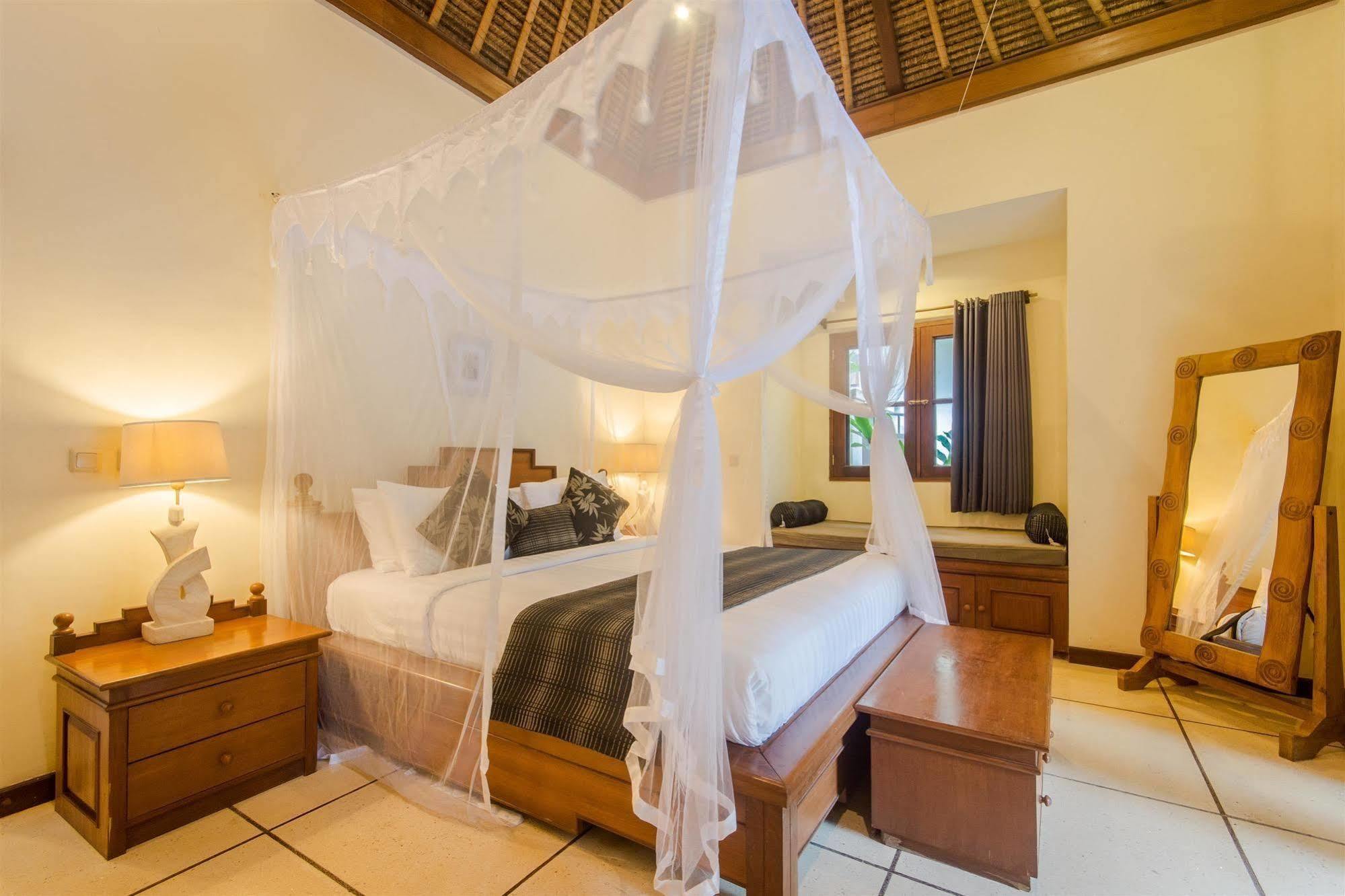 Villa Krisna Seminyak Esterno foto